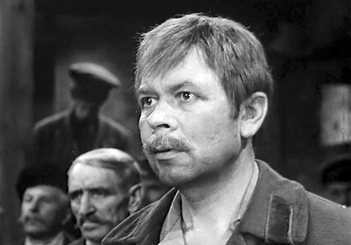 Андрей Петров в фильме Адъютант его превосходительства