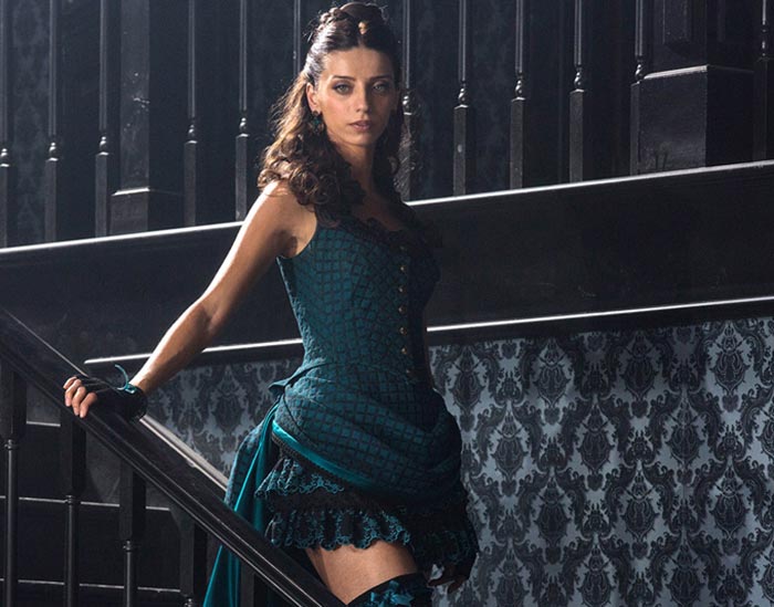 Анжела Сарафян в сериале Мир Дикого Запада