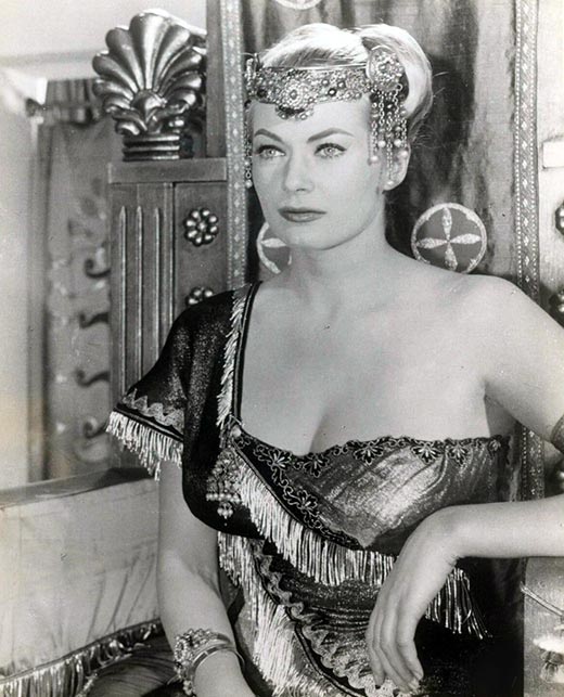 Анита Экберг в фильме Под знаком Рима