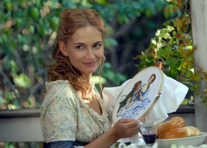 Анна Цесляк в фильме Девичьи обеты