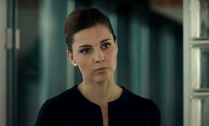 Анна Калабина в сериале По ту сторону смерти