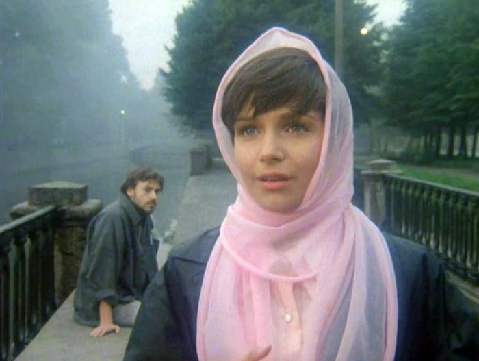 Анна Матюхина в фильме Белые ночи