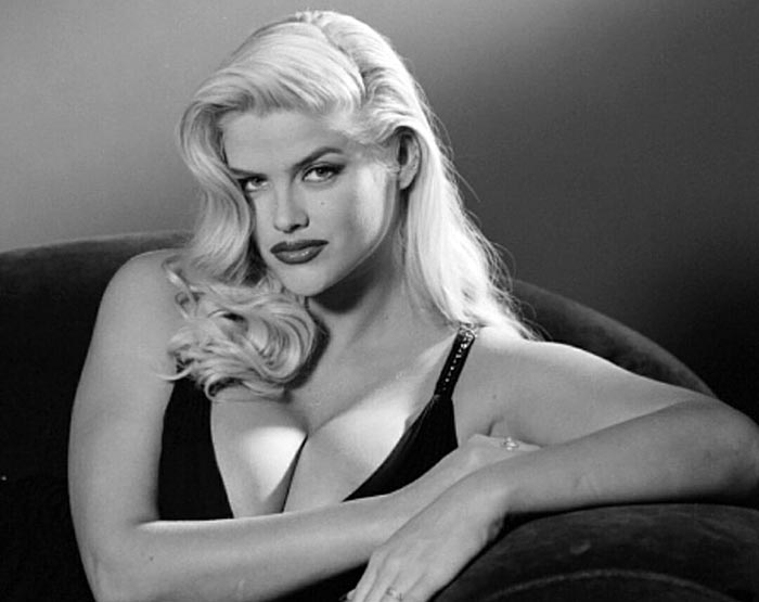 Анна Николь Смит в молодости