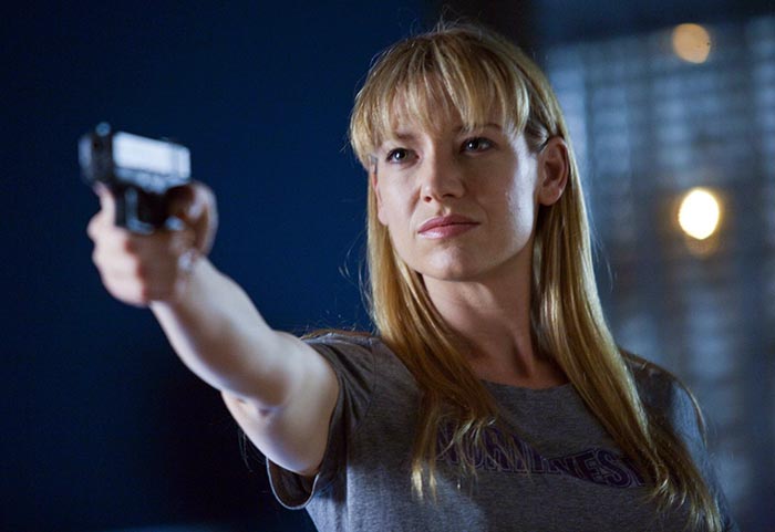 Анна Торв в сериале Грань