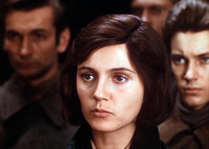 Антонина Лефтий в фильме Как закалялась сталь