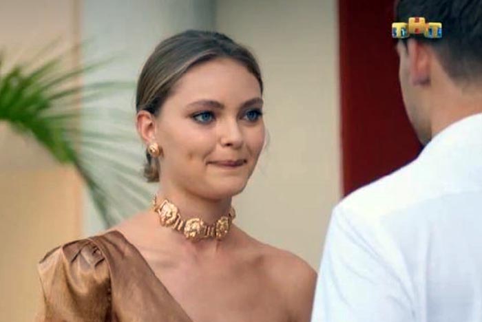 Арина Перевертень в шоу Холостяк