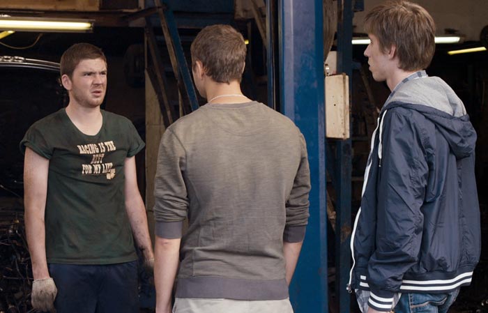 Артем Костюнев в фильме Все и сразу