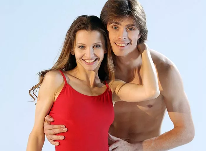 Артем Овчаренко и Анна Тихомирова