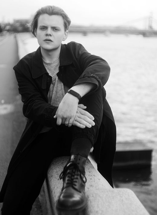 актер Артемий Соколов-Савостьянов