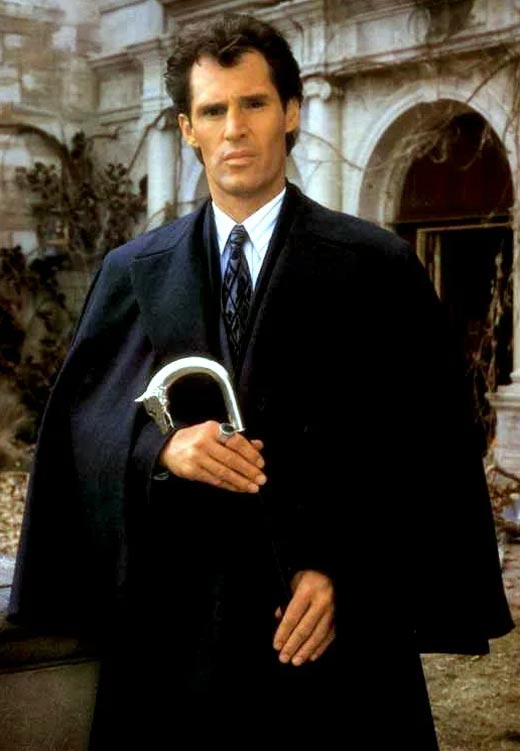 Бен Кросс в фильме Темные тени