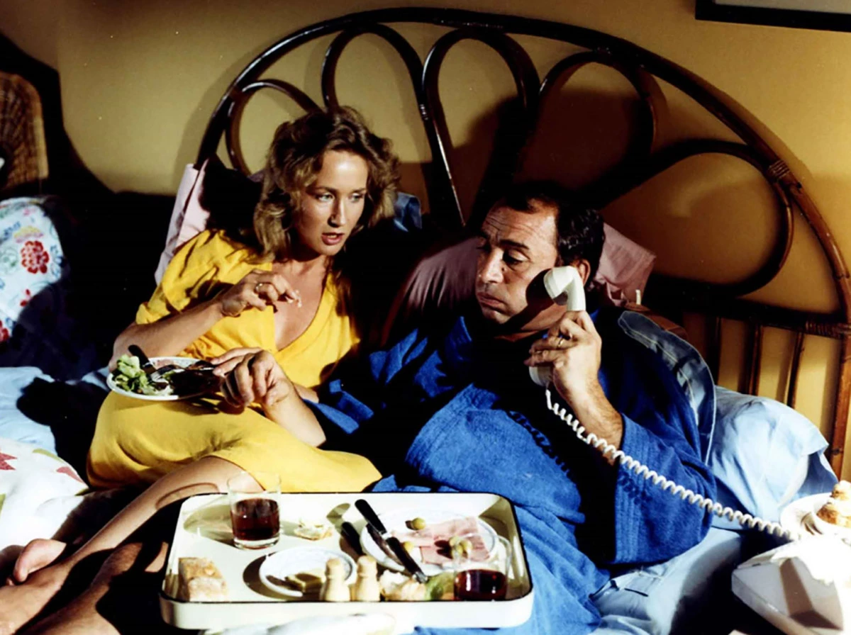 Брижит Фоссе в фильме Бум