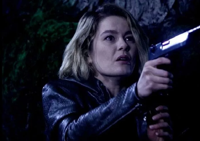 Бурджу Бириджик в сериале 8 дней