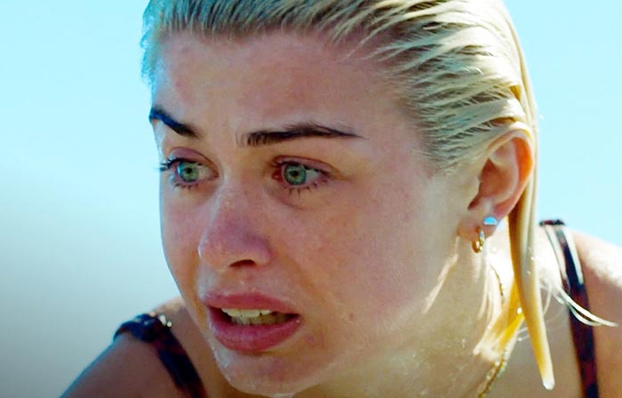 Кэтрин Ханней в фильме Челюсти Столкновение 2