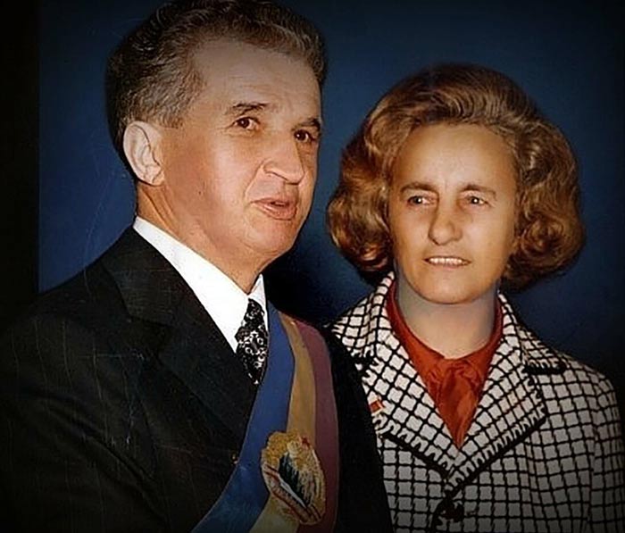 Николае Чаушеску и жена Елена