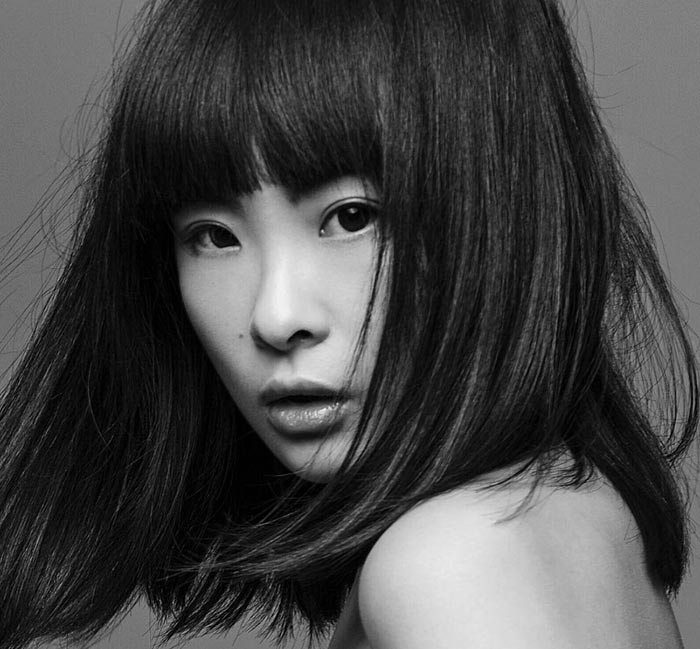 актриса Чача Хуан