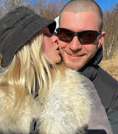 Clara Rosager and Mischa Andresen