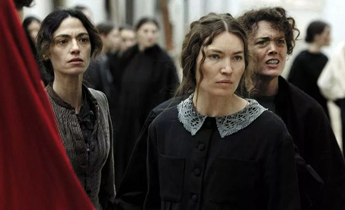 Кристина Кириак в фильме Молодой папа