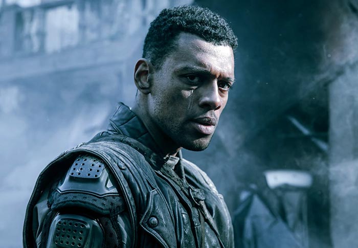 Давид Ниамеди в сериале Наследие