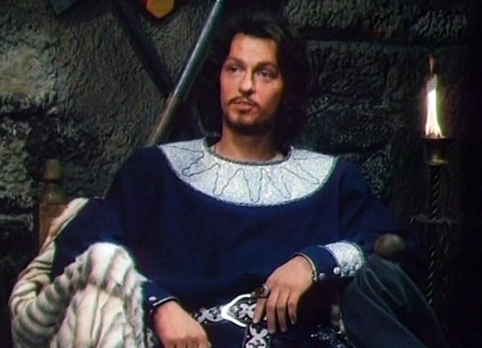 Денис Трушко в фильме Рыцарский замок
