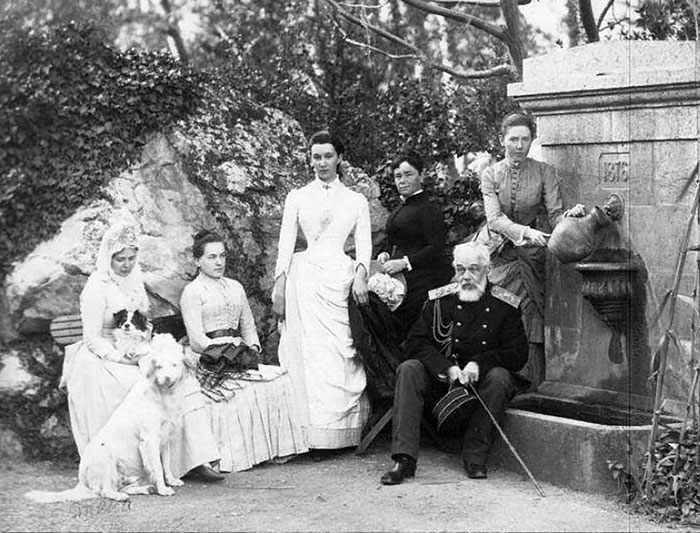 Дмитрий Милютин с семьей