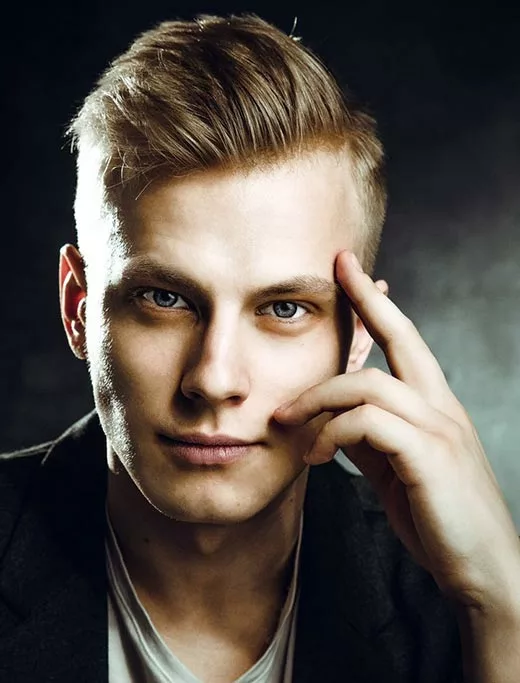 актер Дмитрий Кондрашов