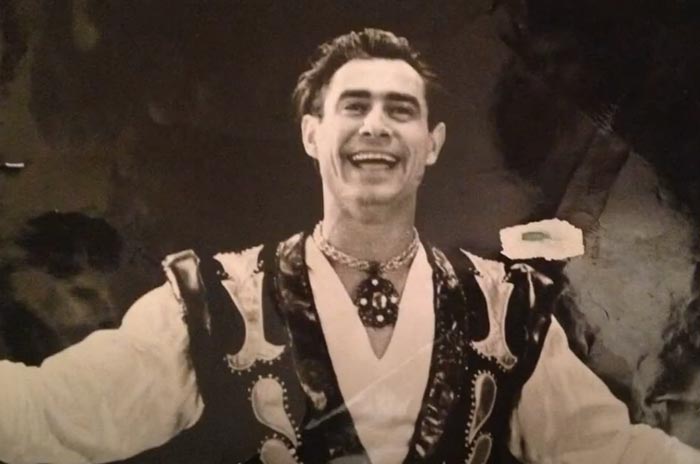 Виталий Тихонов в молодости