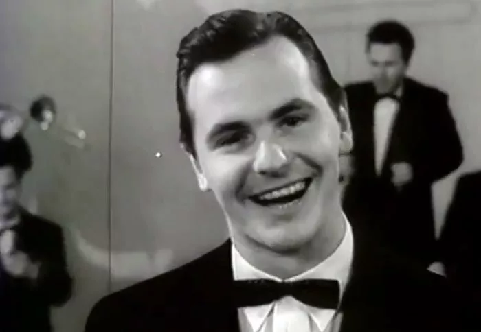 оперный певец Эдвардас Канява