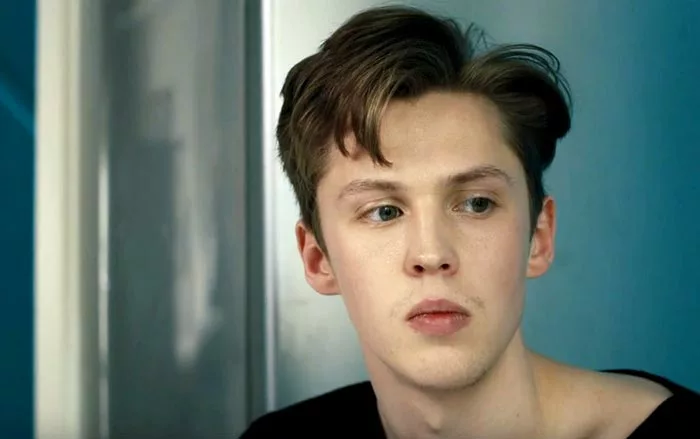 Егор Попов в сериале Шрам