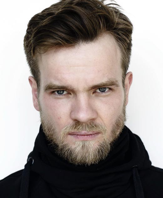 актер Егор Корнев