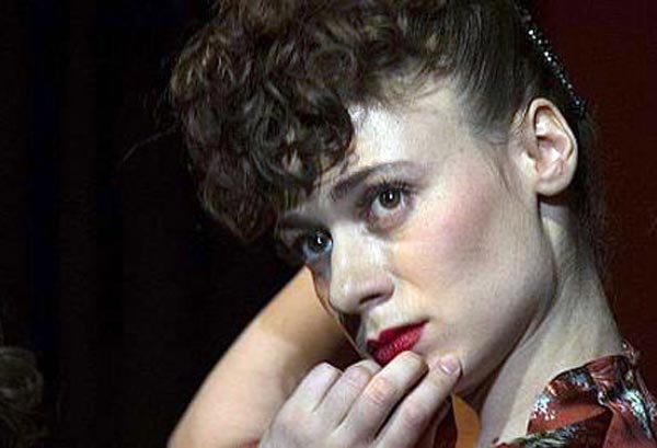 Екатерина Крамзина в спектакле Ревнивая к себе самой