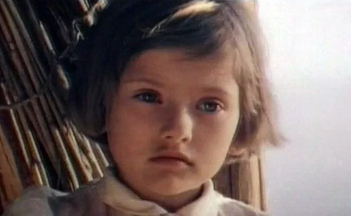 Екатерина Лычева в фильме Живая радуга