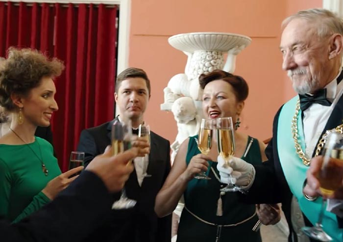 Елена Крестьянцева в сериале Великолепная пятёрка 3