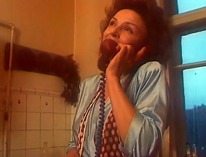 Елена Раздорская в фильме Бабник