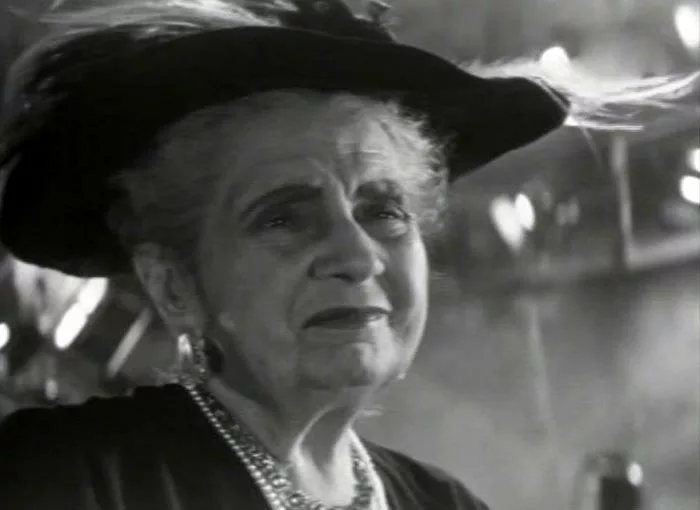 Елизавета Тиме в фильме День солнца и дождя