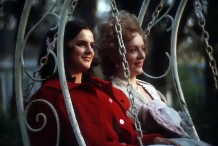 Эльвира Хомюк в фильме Капитан Немо