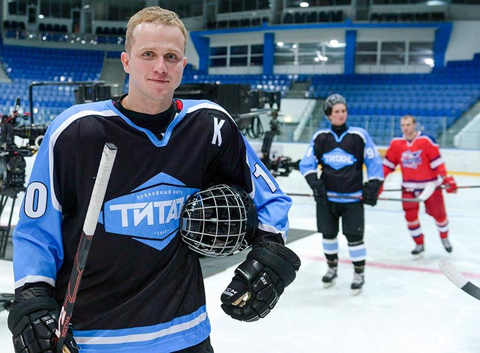 Евгений Банифатов в сериале Молодежка