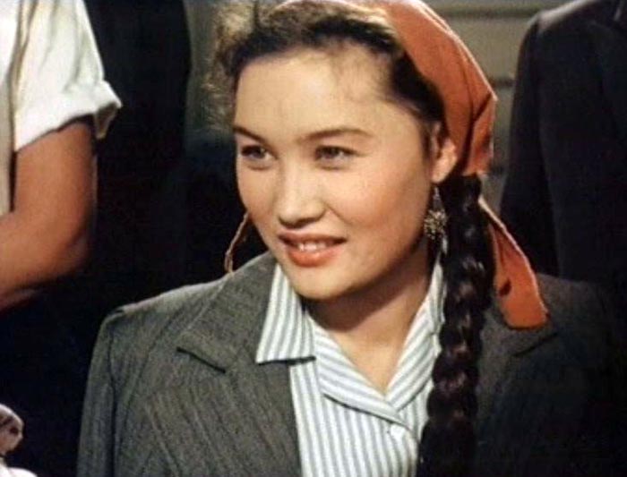 Евгения Тэн в фильме Случай в тайге