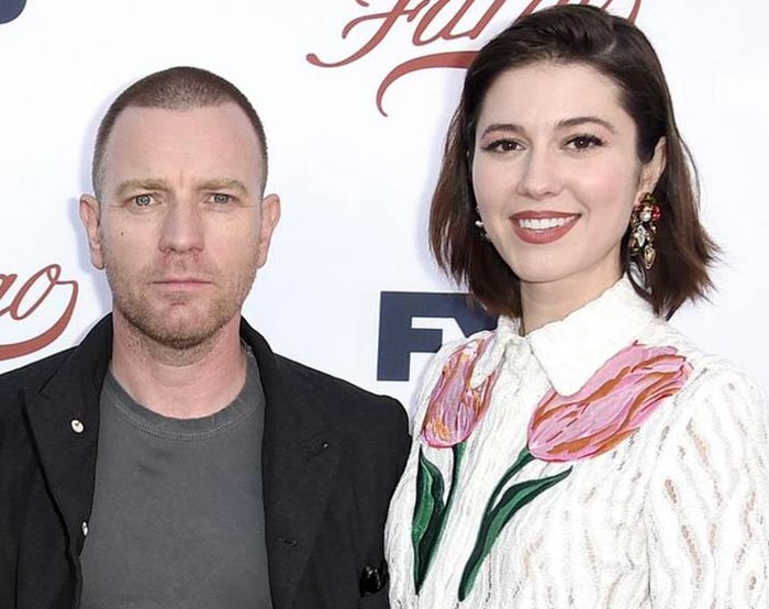 Юэн Макгрегор и Мэри Элизабет Уинстэд