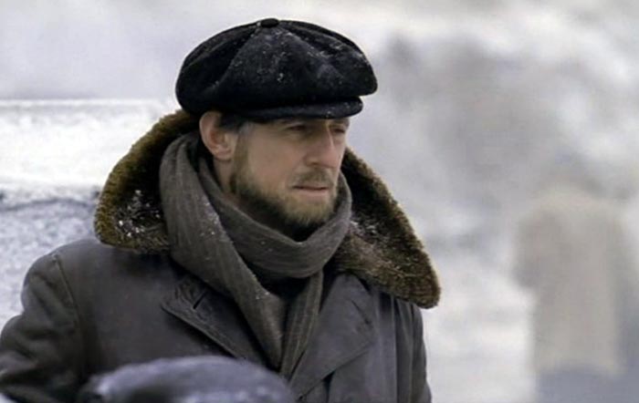 Гэбриэл Бирн в сериале Ленинград