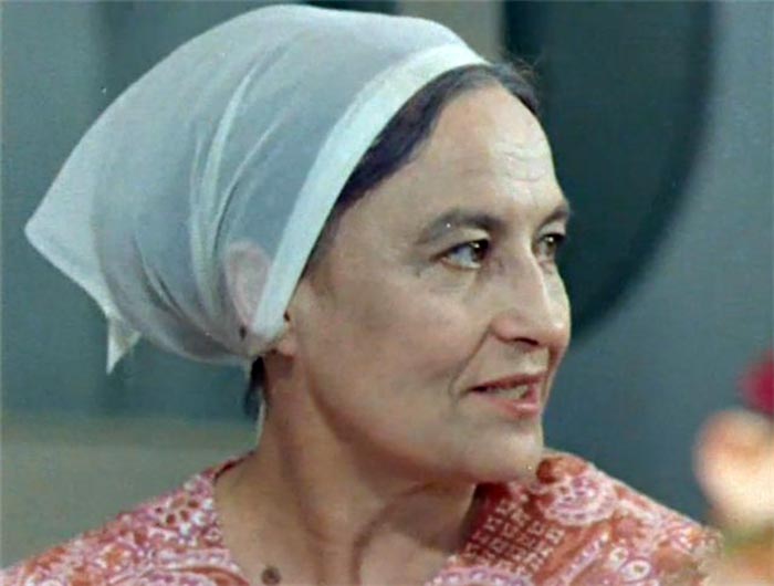 Галина Фролова в фильме Ткачихи