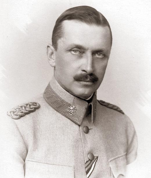 Командующий и регент Финляндии Густав Маннергейм