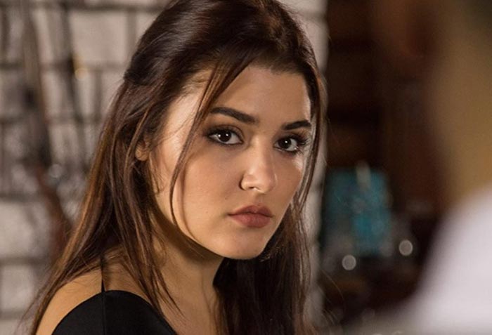 Ханде Эрчел в сериале Чёрная жемчужина