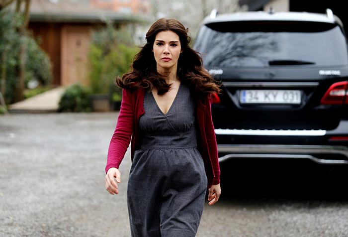 Хатидже Шендиль в сериале Любовь против судьбы