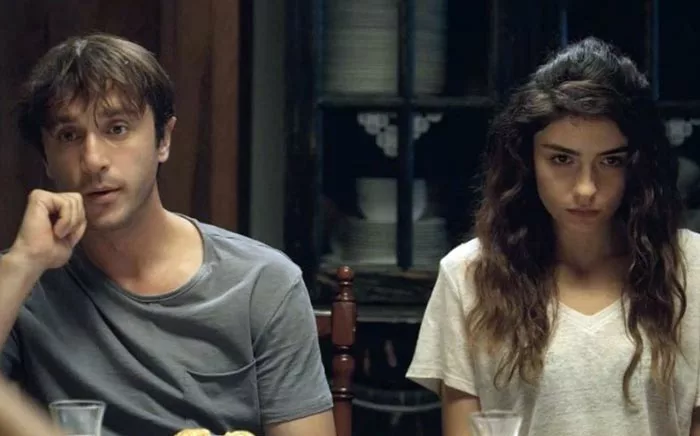 Хазар Эргючлю в сериале Любовники