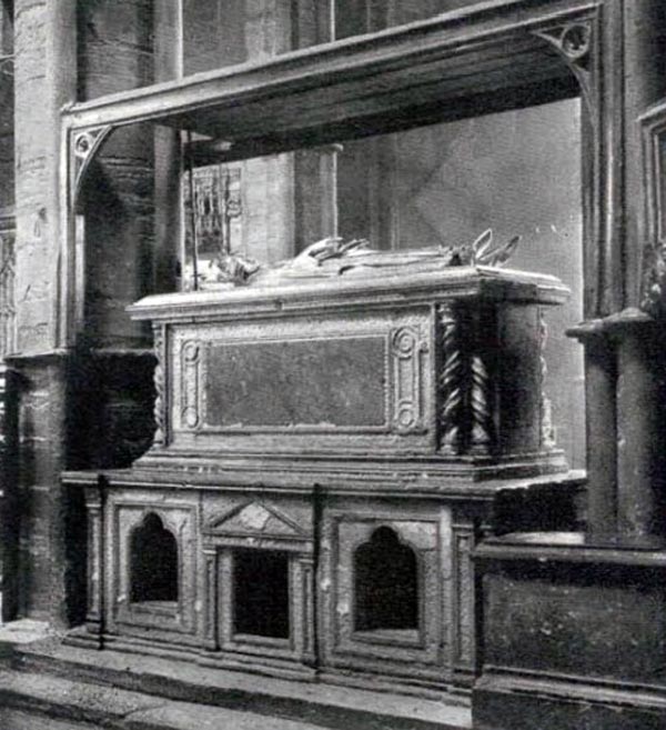 Гробница Генриха III