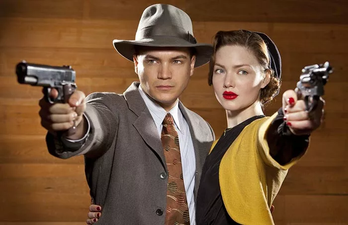 Холли Грейнджер в роли Бонни Паркер