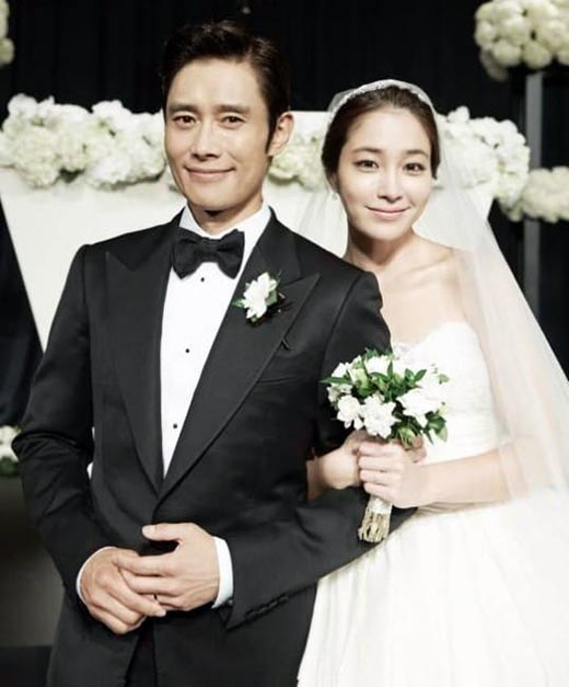 Ли Бён Хон и жена Ли Мин Чжон