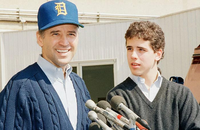 Хантер Байден в молодости с отцом