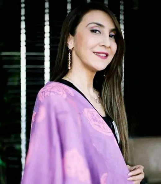 актриса Хусния Мурватова