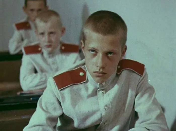 Игорь Шептицкий в фильме Алые погоны